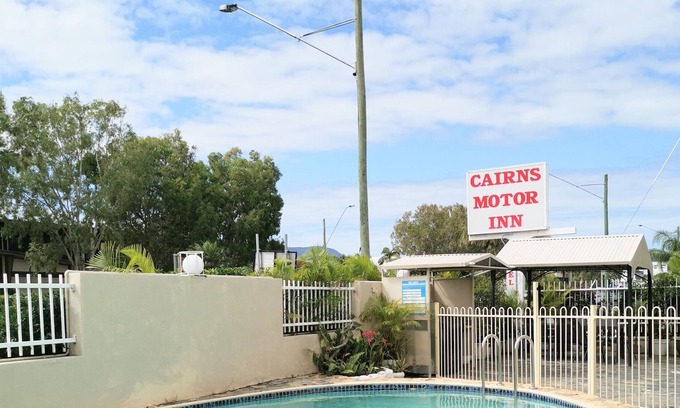Cairns North Hotel | Cairns motor Inn