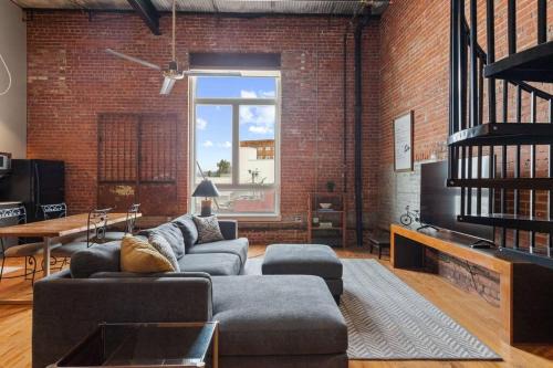 Downtown Apartamento | Cajun Stays-Buchanan Loft #4