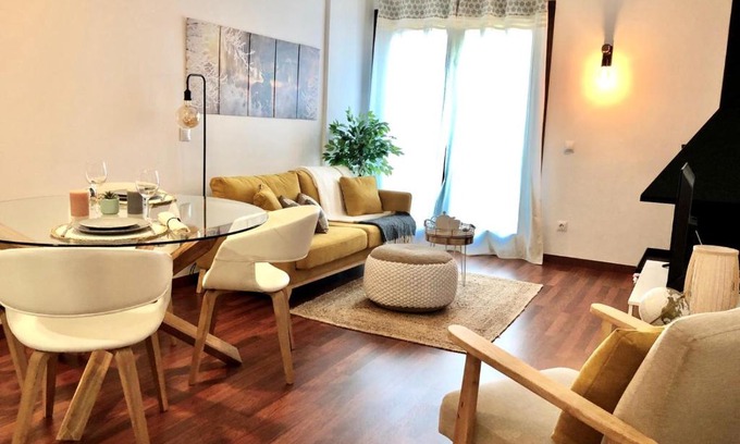 Puigcerda Apartamento | Cal Xera - Acollidora planta baixa amb jardí privat i llar de foc