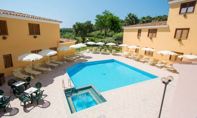 Sos Alinos Casa | Cala Viola, Studio apartment 2 beds, pool, A.C