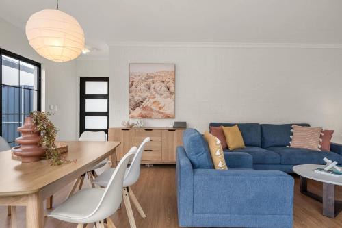 Canning Vale Casa | Caladenia Villa Urban Retreat