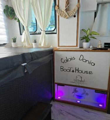 Calais City Center Alquiler De Eote | Calaidonia boat house