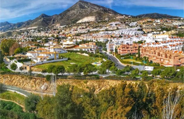 Benalmádena Apartamento | CALAMORRO views