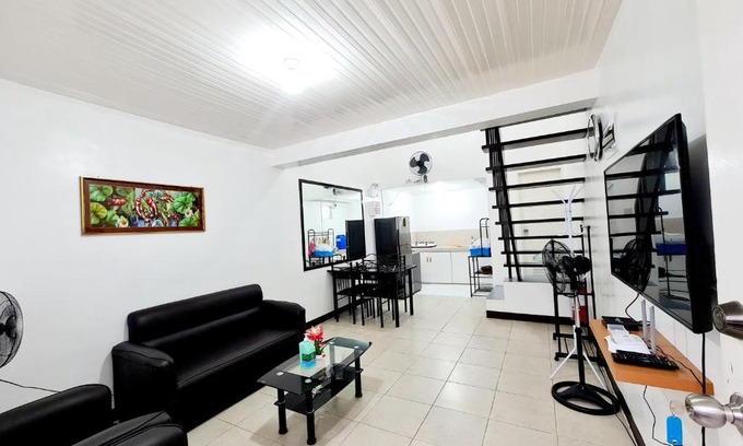 Calapan Casa | Calapan City Cheapest House Transient Guest Rental L39