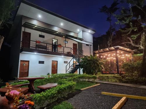 Monteverde Cama Y Desayuno | Calathea Lodge Monteverde