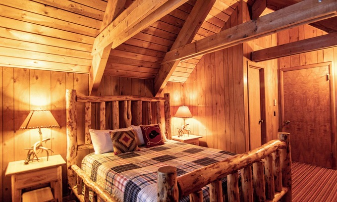 Island Park Cabina | Caldera Cabin - 15 Minutes From West Yellowstone