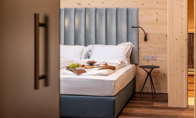 Trento Old Town Cama Y Desayuno | Calepina Alpine Suite