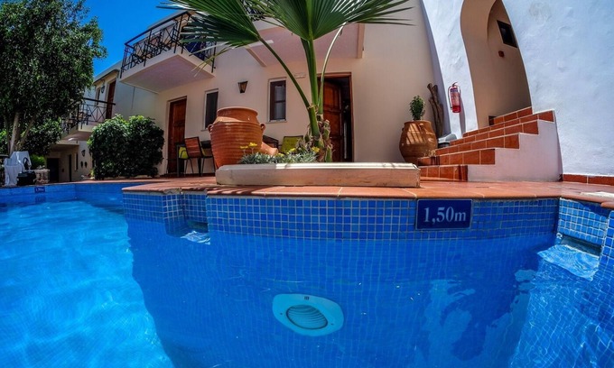Atsipópoulon Apartamento | Calergi 12 - Estudio lleno de color - Diseño increíble - Veranda