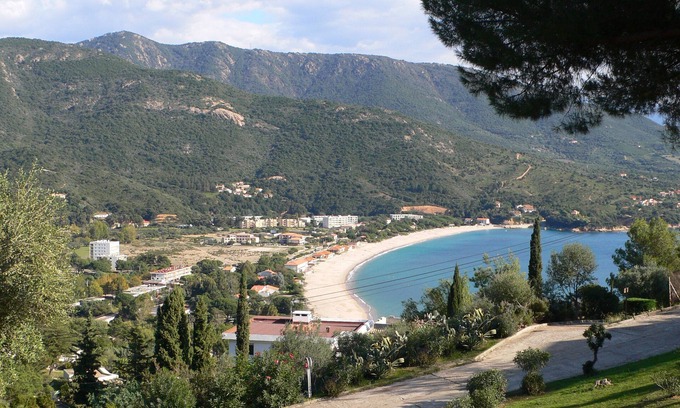 Vico Casa | Casa californiana junto al mar - SAGONE