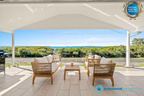 Callala Beach Casa | Callala Beach Walk - Beachfront with Fireplace