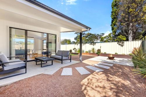 Callala Bay Casa | Callala Haven - Pet Friendly with Fire Pit
