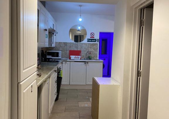 Wyken Casa | Calm residential house