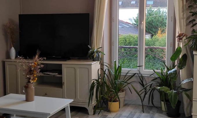 Melun Apartamento | Calme à 3 min de la Gare de Melun