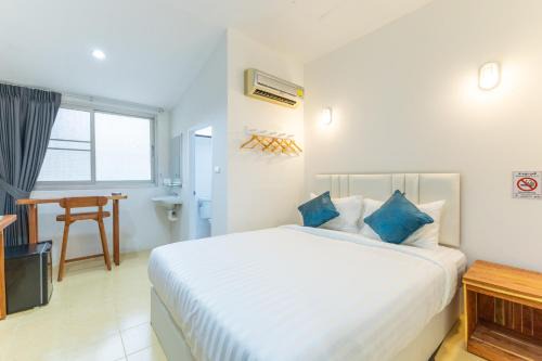 Rama 9 Hotel | Calmly Stay Ratchada