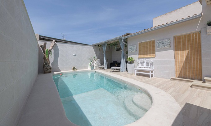 Sierra de Yeguas Casa | CALYMAR - Preciosa casa de vacaciones con piscina privada y WiFi gratis.