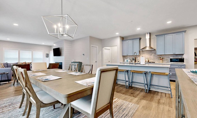 Villages of Five Points Casa | CALYPSO COVE - 4BR, 3.5BA - Sleeps 8