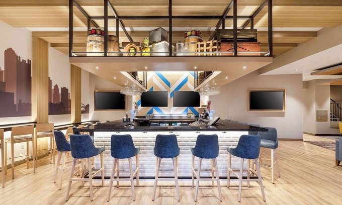 Downtown Pittsburgh Hotel | Cambria Hotel Pittsburgh - Downtown