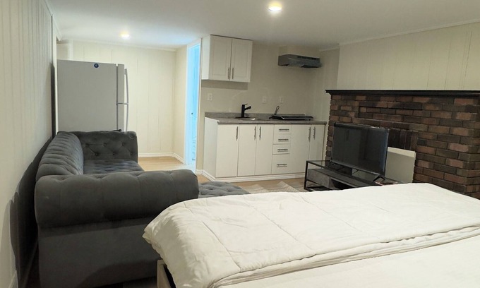 Cambridge Apartamento | Cambridge Private Basement | Full Kitchen, Bathroom & Comfort