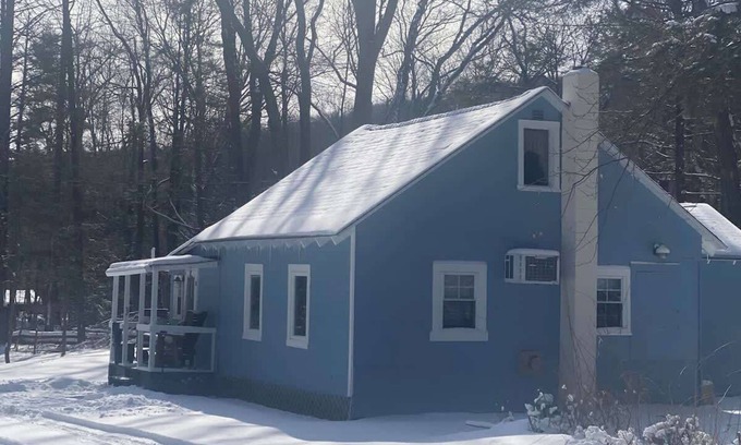 Tannersville Casa | Camelback cottage - On One Acre and Pet Friendly