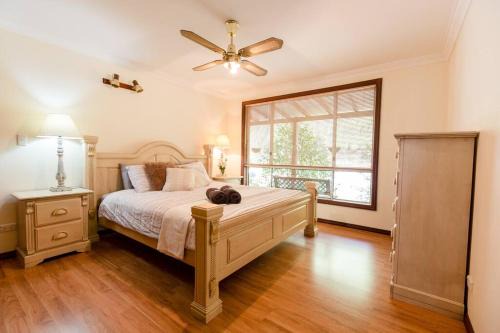 Margaret River Casa | Camellia Cottage - Country Rustic Charm Close to Forest and Town