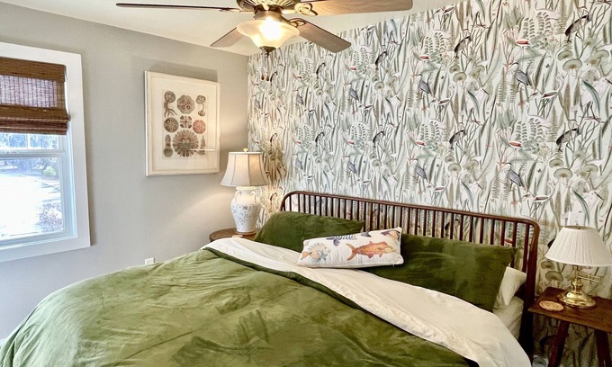 The Old Commons Apartamento | Camellia Suite, Apartment 1 at Magnolia Court