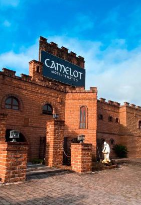 Scharlau Hotel | Camelot Motel by Drops