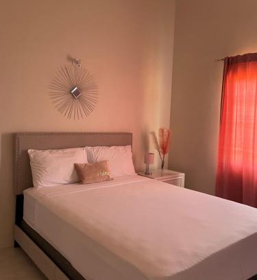 Discovery Bay Casa | Camelot Seaview Villa