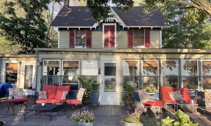 Verona Beach Cabaña | Camp Barbara Ann, A Classic Beach House