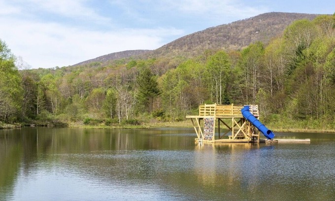 Todd Alquiler De RV | Camp Bigfun: Creekside Cabin Solar Power Off Grid