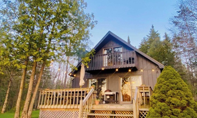 Lake Leelanau Casa | Camp Birch: Waterfront Home on Lake Leelanau
