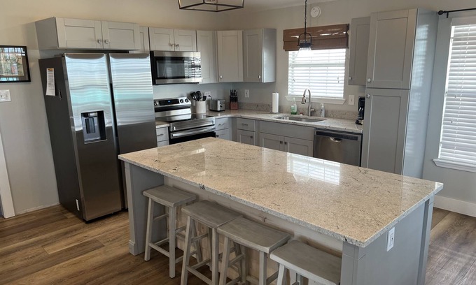 Chauvin Cabina | CAMP COCODRIE- Premier Waterfront Fishing and Hunting Lodge
