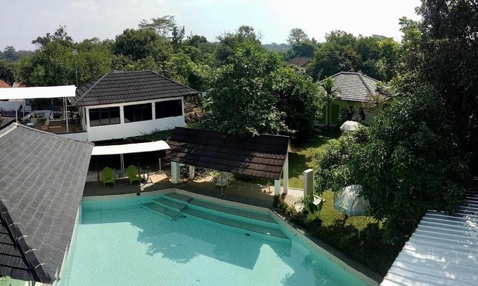 Semarang Casa | Camp David Villa & Resort
