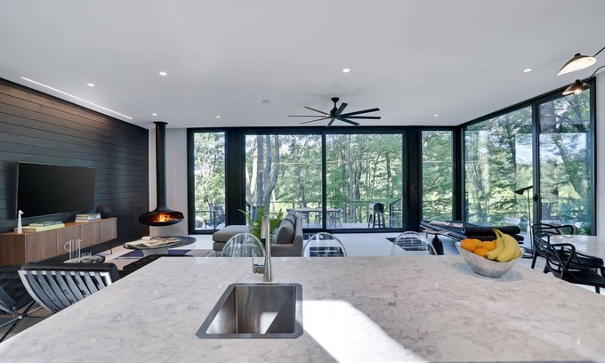 Greentown Apartamento | Camp Double Oak in Greentown