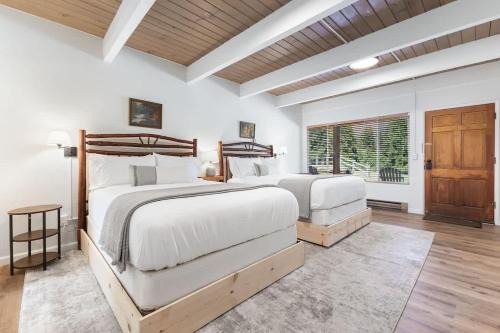 Springville Casa | Camp Nelson Lodge Room 2