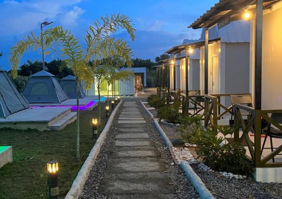 Calatagan Otro | Camp Palo Bandera