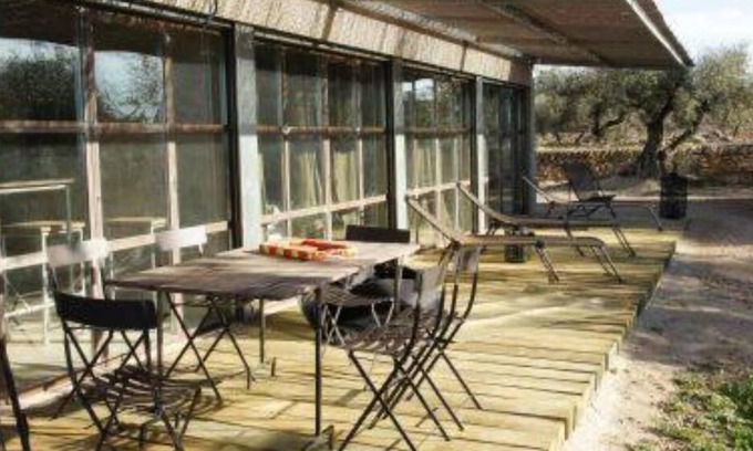 Tortosa Casa | Camp Redo: Finca contemporánea rodeada de olivos.