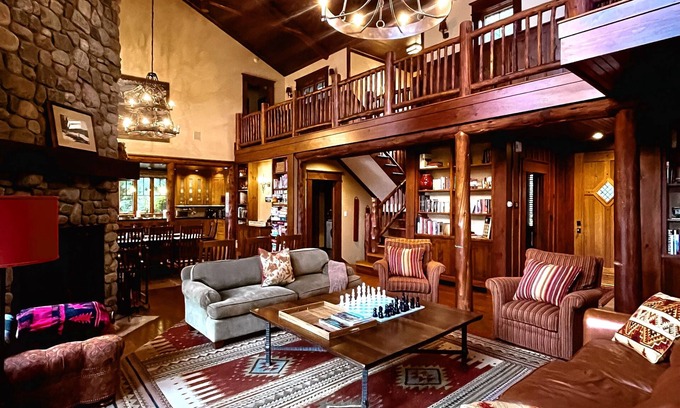 Tupper Lake Casa | Camp Saranac: Gorgeous & grand lake home w mountain views, water sports, hiking