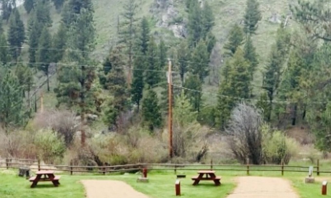 Ravalli County Otro | CAMP SULA - RV SPOT 13 , back in - partial hook up
