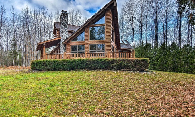 Millersburg Cabina | ¡NUEVO! 700 Acre Millersburg Cabin-Walk to Lk. Huron