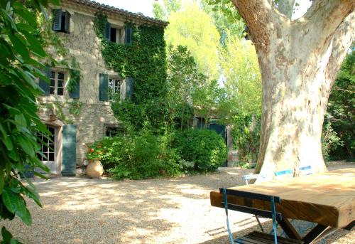 L'Isle-sur-la-Sorgue Cama Y Desayuno | Campagne Baudeloup