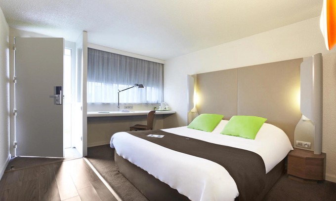 Franqueville-Saint-Pierre Hotel | Campanile Rouen Est - Franqueville Saint Pierre