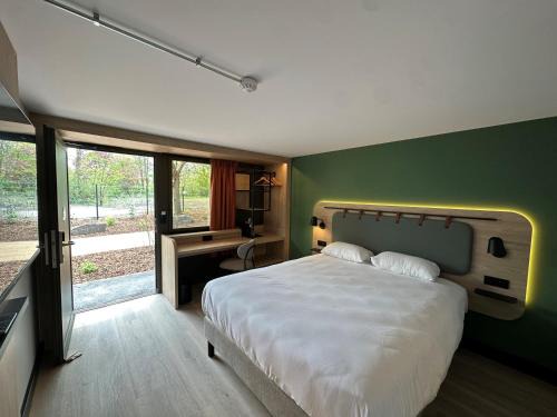 Riom Hotel | Campanile NATURE - Clermont-Ferrand Nord Riom