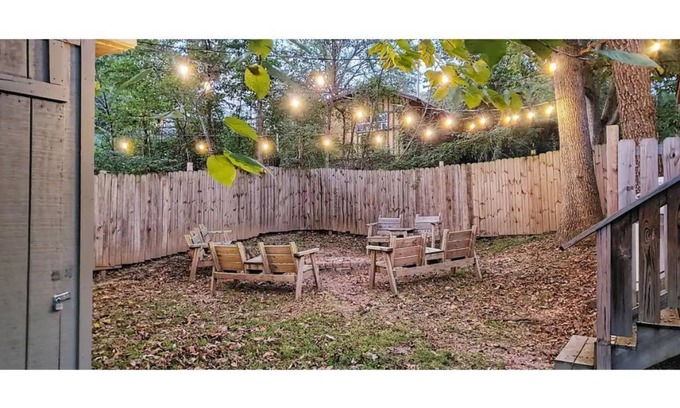 Rockaway Beach Casa | Campfire Cabin at the Lake - Sleeps 10
