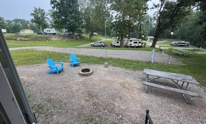 East Liberty Apartamento | Campground Tiny Home #46