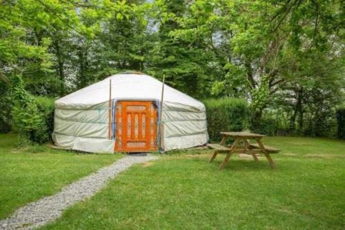 Plessix-Balisson Otro | Camping 1 étoile - ccaegif