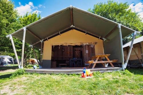 Januv Dul Chalet De Esquí | Camping 2000 - Sahara tent XXL