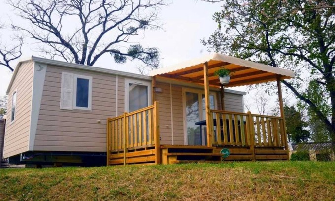 Bannay Casa | Camping 3 étoiles - ef00gh