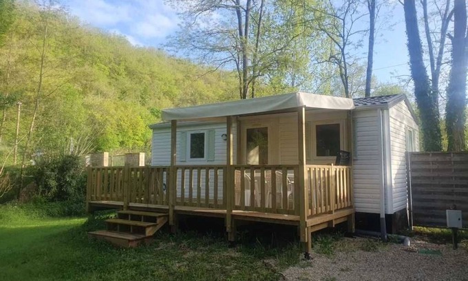 Le Change Casa | Camping 3 étoiles - Piscine - eeeghf