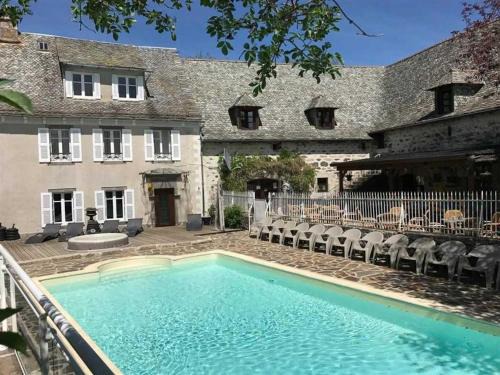 Banes Otro | Camping 3 étoiles - Piscine - ccagief