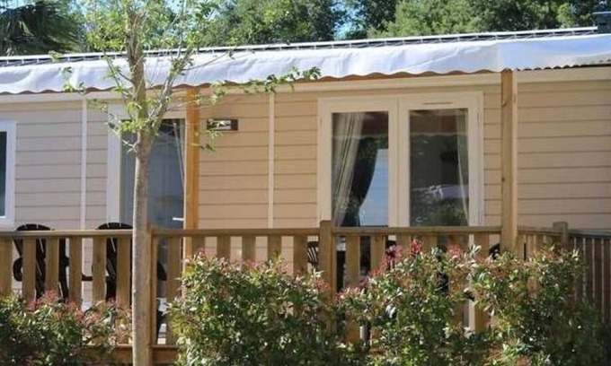 Chalons-en-Champagne Casa | Camping 4 étoiles - ccaegih
